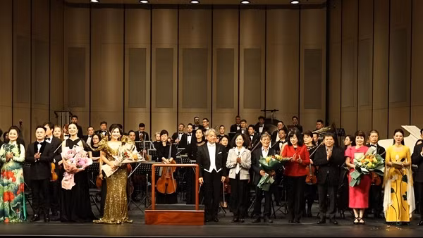 Bộ Công an tổ chức Hòa nhạc mùa xuân chào mừng Ngày Thầy thuốc Việt Nam