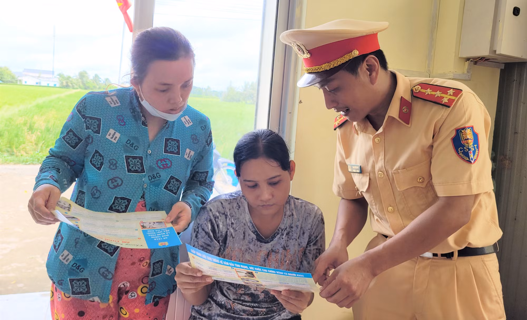 Thượng tôn pháp luật trong bảo đảm TTATGT -0