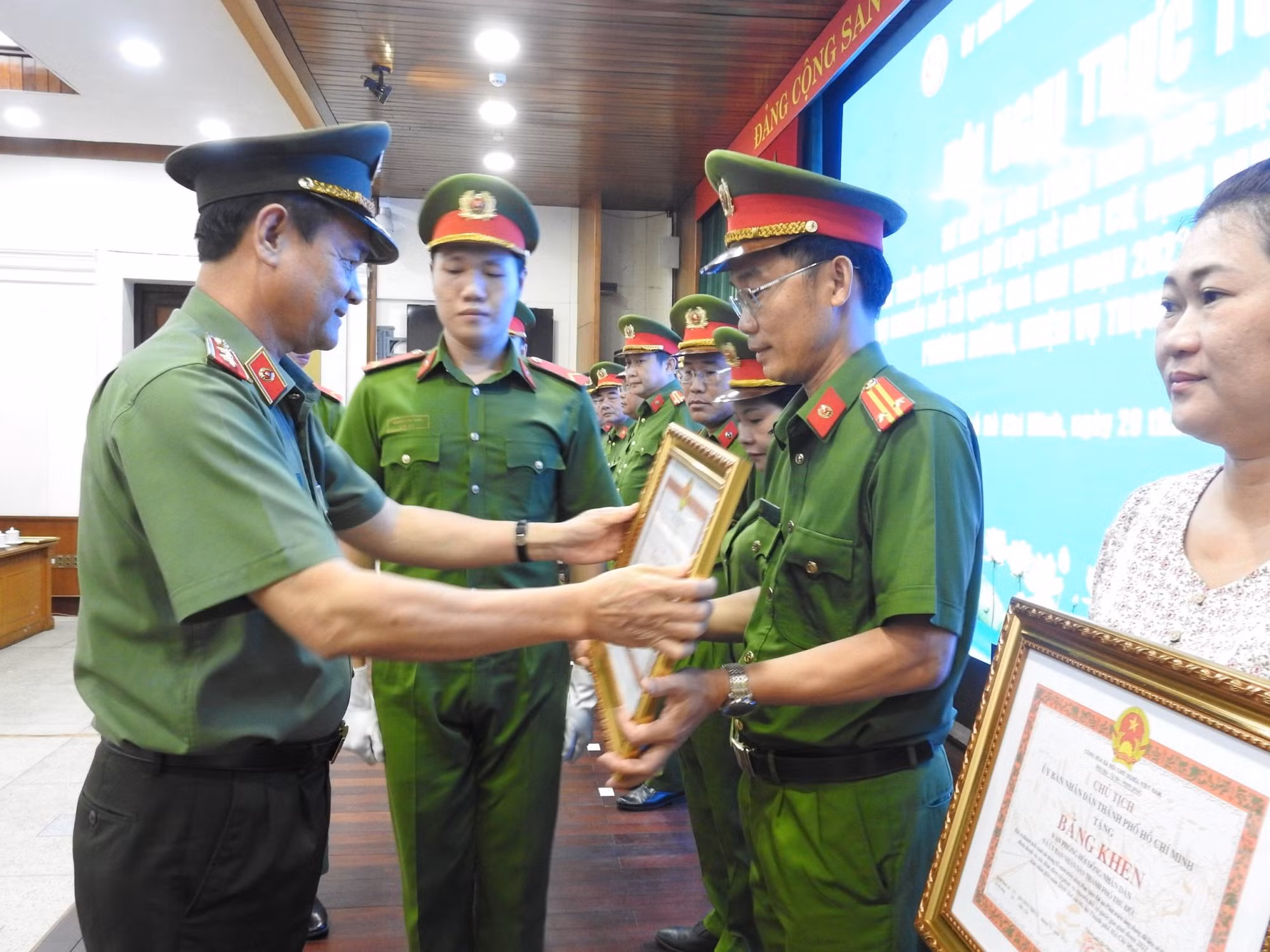 Các hoạt động hành chính của TP Hồ Chí Minh đang hướng tới thực hiện trên nền tảng số -1