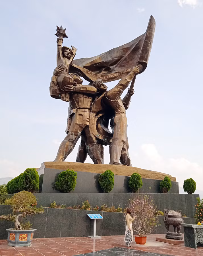Xuân về Nậm Rốm - Mường Thanh -0