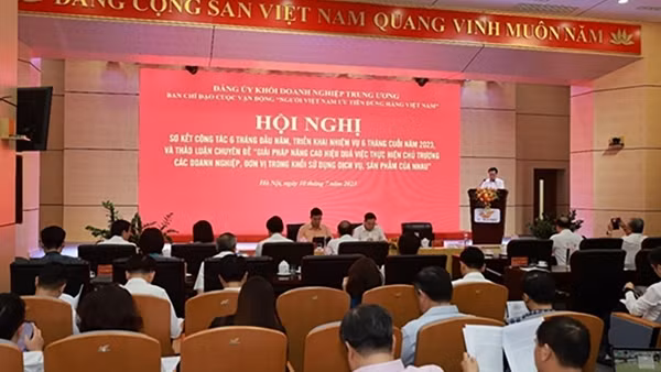 Mang Sổ tay Đảng viên điện tử “make in MobiFone” đến gần hơn với các doanh nghiệp Việt