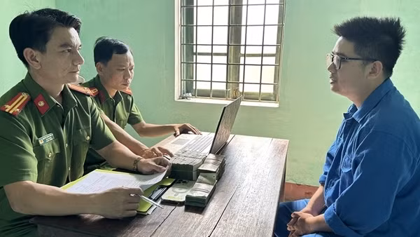Lừa chạy án chiếm đoạt 500 triệu đồng