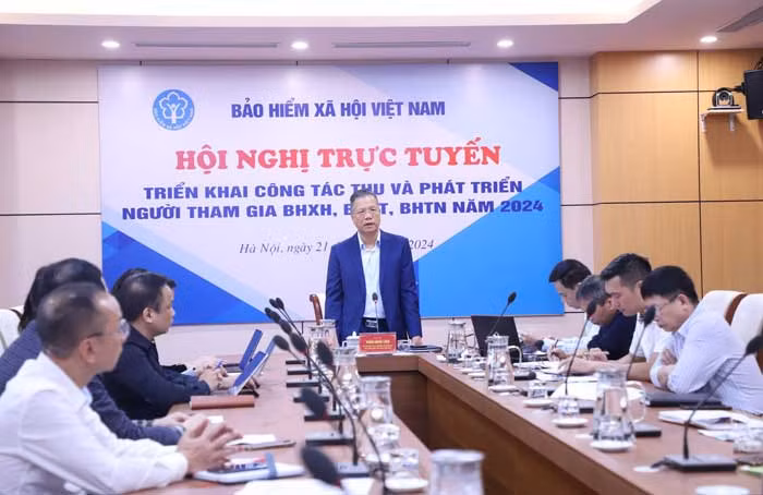 Đẩy mạnh công tác thu và phát triển người tham gia BHXH, BHYT, BHTN năm 2024 -0