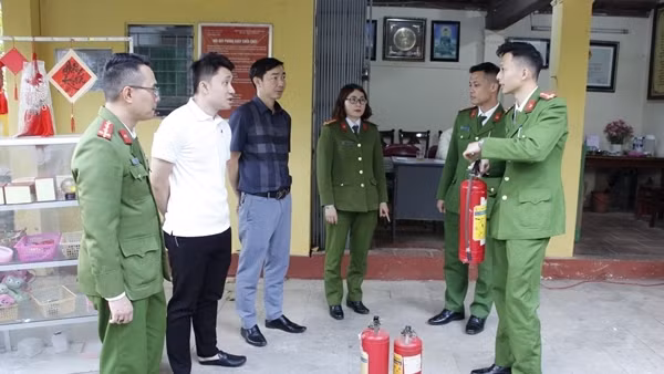 Chủ động phòng, chống cháy nổ các điểm văn hóa tâm linh