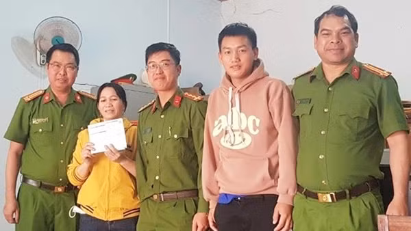 Những lá thư đậm nghĩa tình