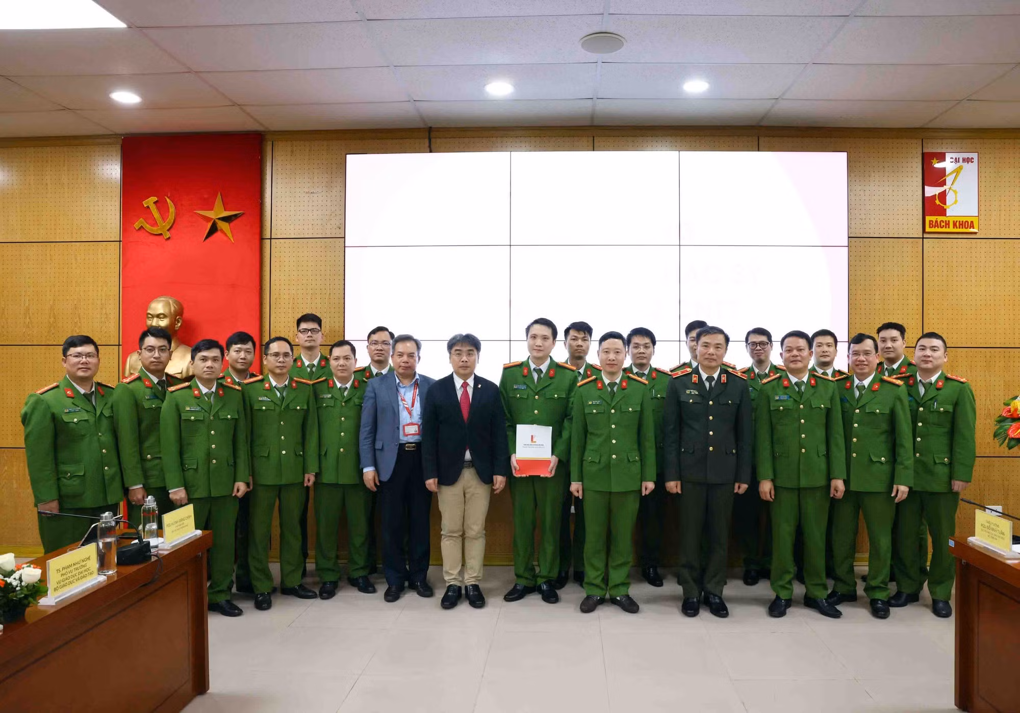 Nâng cao chất lượng nguồn nhân lực phục vụ chuyển đổi số -0