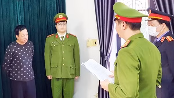 Chiêu trò thuê xe tự lái rồi đưa đi cầm đồ