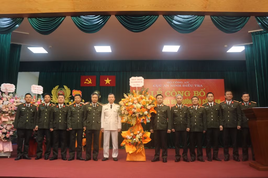 Công bố quyết định điều động Phó Giám đốc Công an tỉnh Lai Châu giữ chức vụ Phó Cục trưởng Cục An ninh điều tra -0