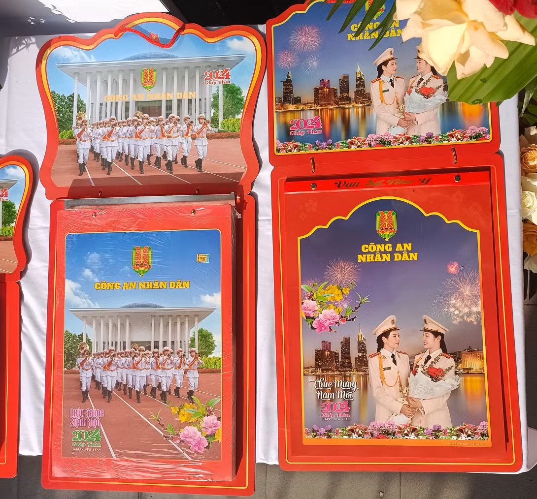Nhộn nhịp khai trương mùa lịch CAND -0