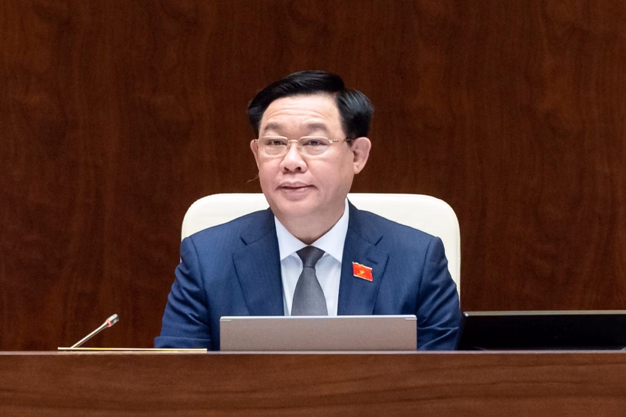 Nghị trường 