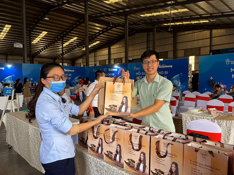 Tân Á Đại Thành tiên phong mở màn chiến dịch “Chủ nhật đỏ” lần thứ 16 – năm 2024 -0