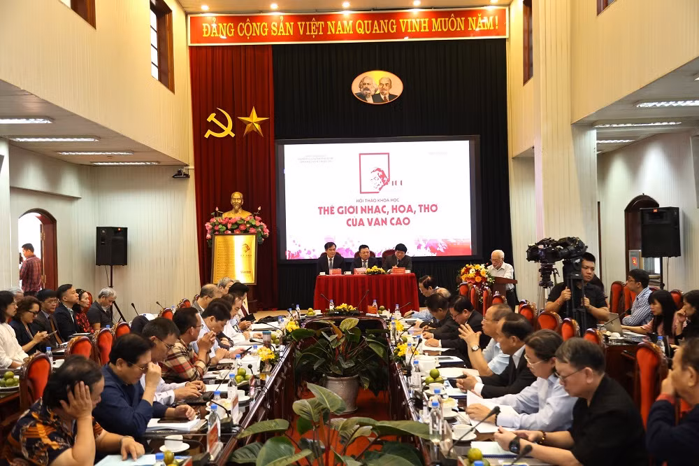 Thời gian càng lùi xa, tầm vóc nghệ thuật của Văn Cao càng trở nên lộng lẫy hơn -0