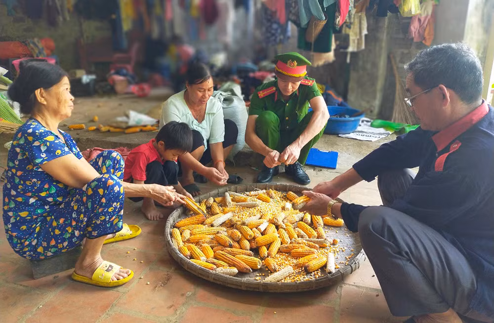 Điểm sáng Phong Sơn -0