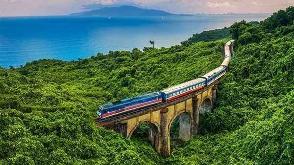 Vì sao đường sắt rơi vào tụt hậu, thiếu tính liên kết vùng? (bài 1)