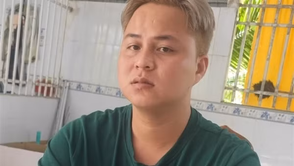 Giả làm mẹ đơn thân lừa nhiều đàn ông "thích của lạ"