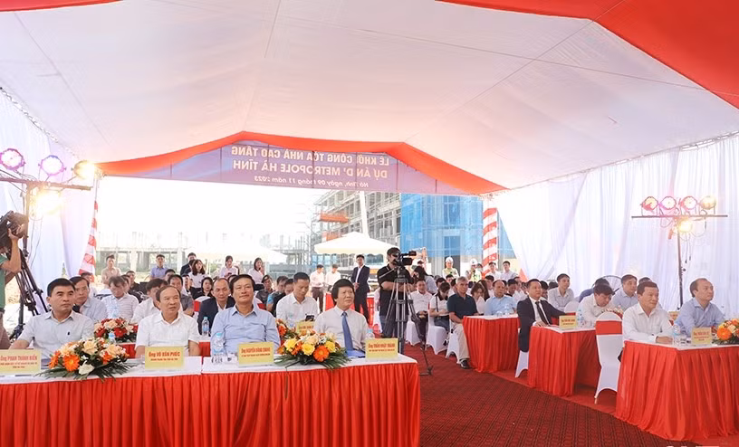 Khởi công tòa nhà cao tầng Dự án D’ Metropole Hà Tĩnh -0