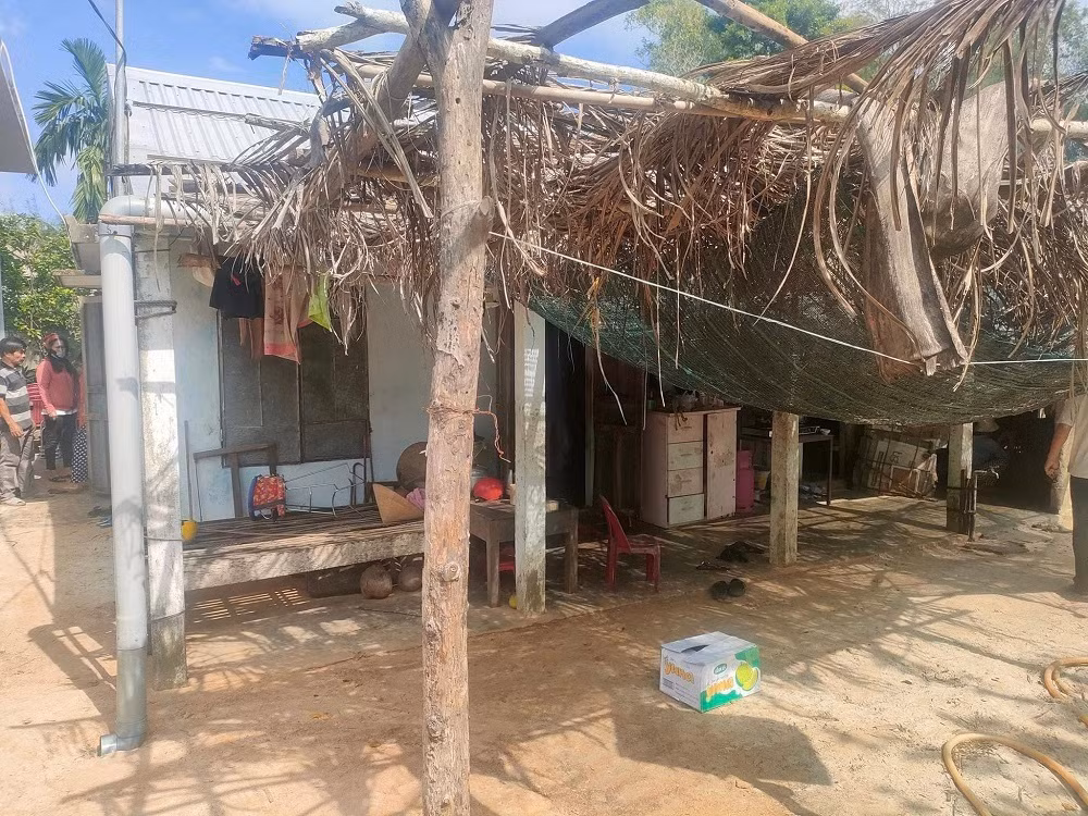 Cháu bé tử vong do bị trâu giẫm đạp -0