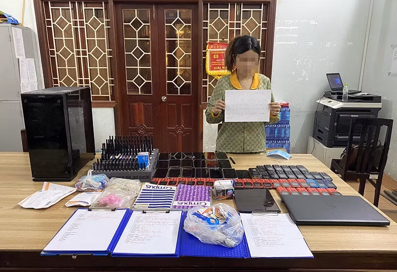 Triệt phá đường dây lấy cắp thông tin cá nhân làm giả hồ sơ vay tiền chiếm đoạt trên 16 tỷ đồng của Công ty tài chính -0