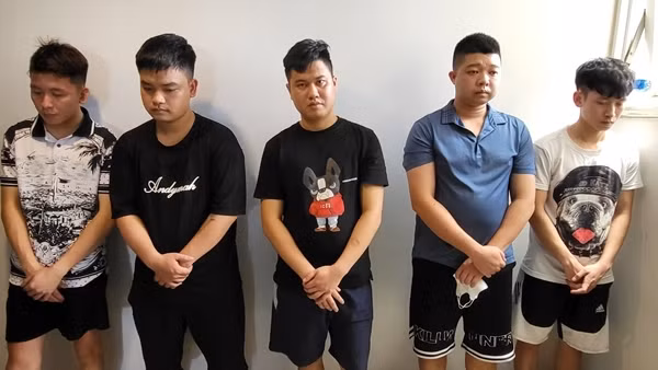 Triệt phá đường dây làm giả giấy tờ để mua bán xe không nguồn gốc, xe thế chấp ngân hàng