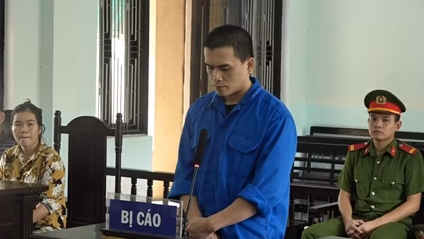Lãnh án giết người vì bị em con cậu thách thức