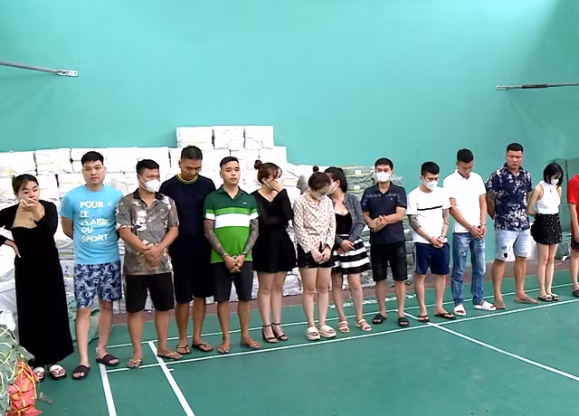 Biệt thự, chung cư - sân bãi mới của dân “bay lắc” -0