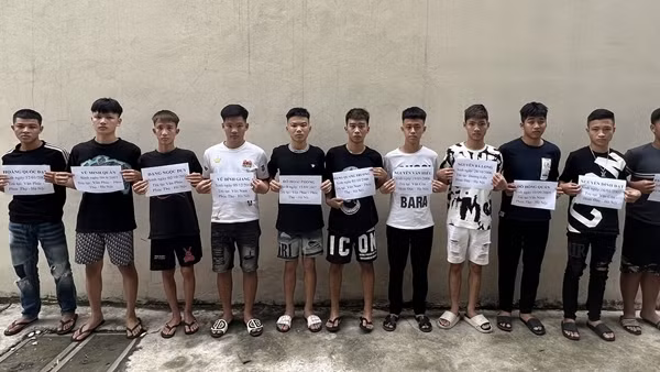 Tìm người dân biết vụ gây rối trật tự công cộng