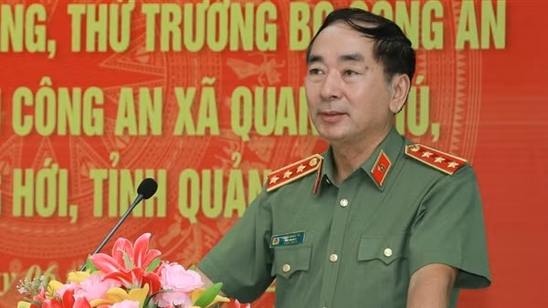 Thứ trưởng Trần Quốc Tỏ thăm và làm việc với Công an tỉnh Quảng Bình