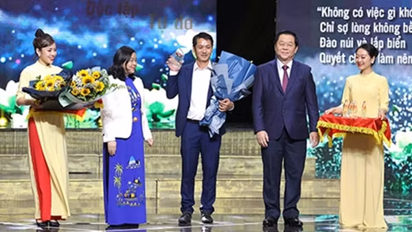 Chương trình &nbsp;“Hồ Chí Minh – Hành trình khát vọng 2023”: Niềm tin và khát vọng