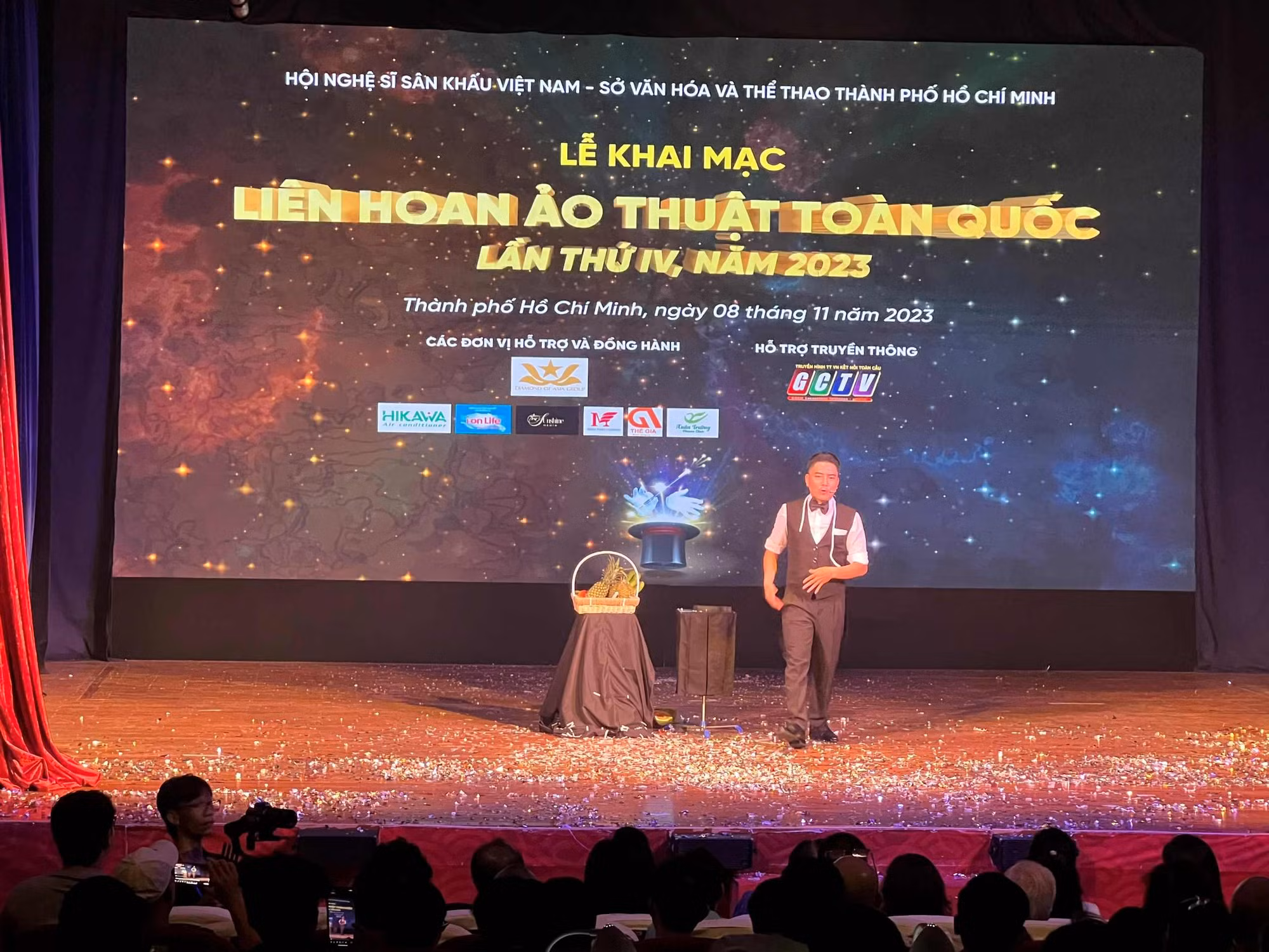 Khai mạc Liên hoan Ảo thuật toàn quốc lần IV -1