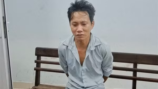 Tên cướp tấn công nữ sinh trong đêm mưa sa lưới