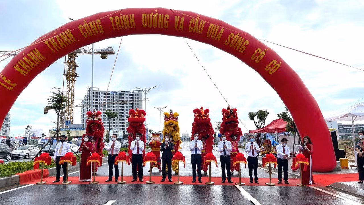 Đà Nẵng đưa vào sử dụng cầu qua sông Cổ Cò -0