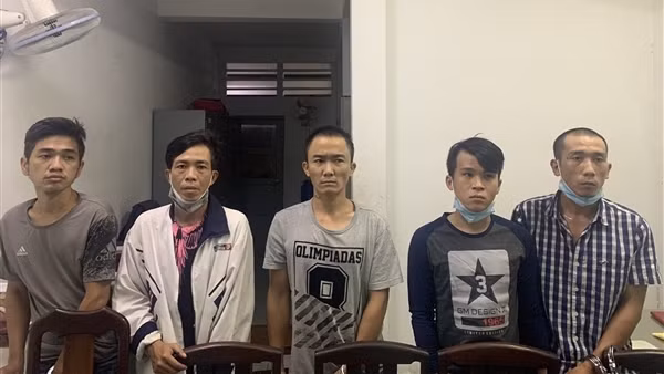 Công an TP Hồ Chí Minh ra quân cấp hơn 3,4 triệu thẻ CCCD gắn chip điện tử ảnh 3