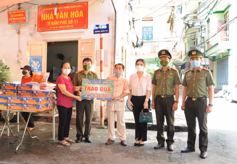 Bền bỉ hoạt động thiện nguyện, nhân văn -0