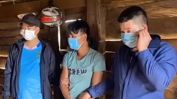 Khởi tố chủ quán cà phê hoạt động mại dâm ảnh 2