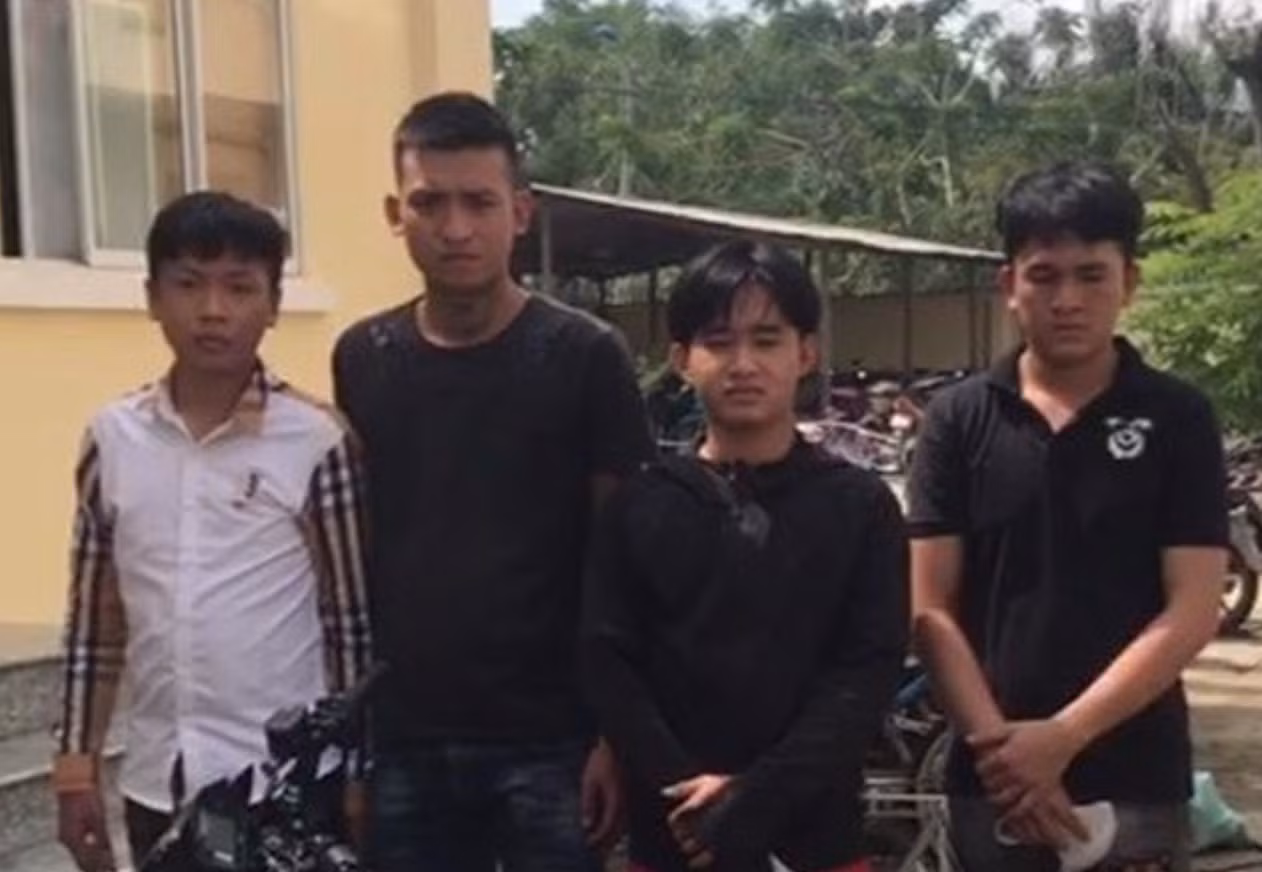 Bắt nhanh nhóm cướp manh động 