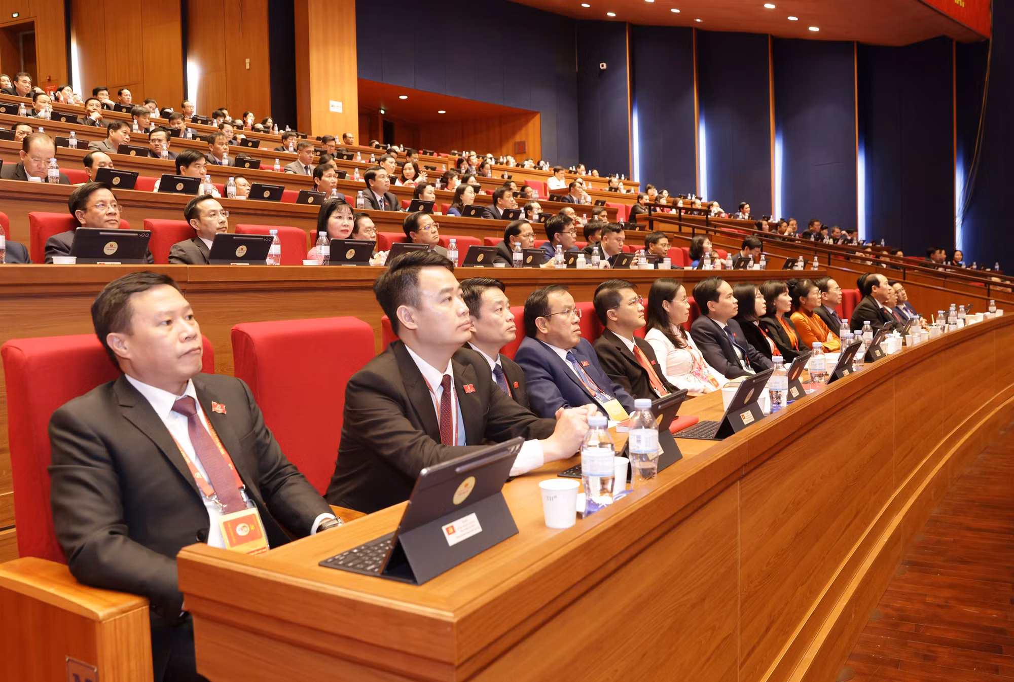 Xây dựng và hoàn thiện thể chế để huy động, sử dụng hiệu quả nguồn lực tài chính -1
