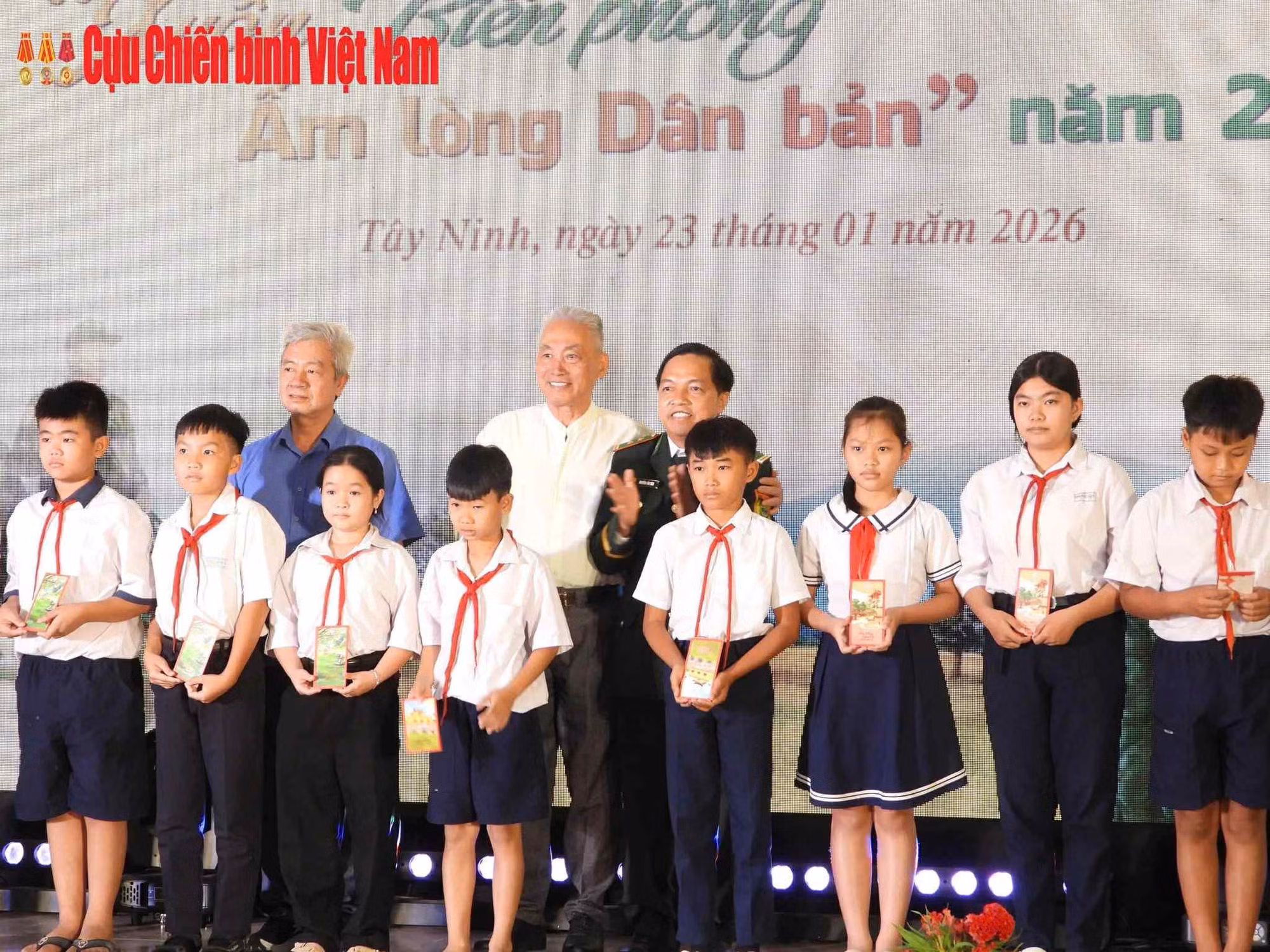Về Phước Chỉ những ngày xuân ấm lòng dân bản -0