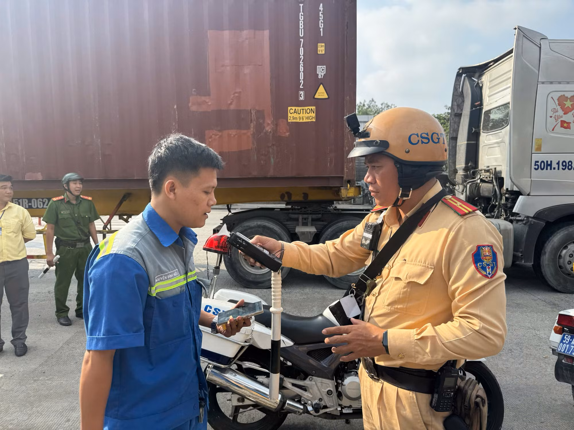 TP Hồ Chí Minh kéo giảm mạnh số vụ tai nạn giao thông nghiên trọng -0