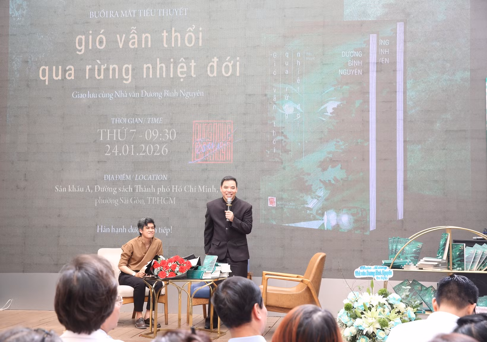 Tiểu thuyết “Gió vẫn thổi qua rừng nhiệt đới” ra mắt bạn đọc tại TP Hồ Chí Minh -0