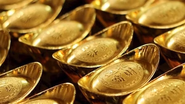 Giá vàng hôm nay lại tăng vù vù