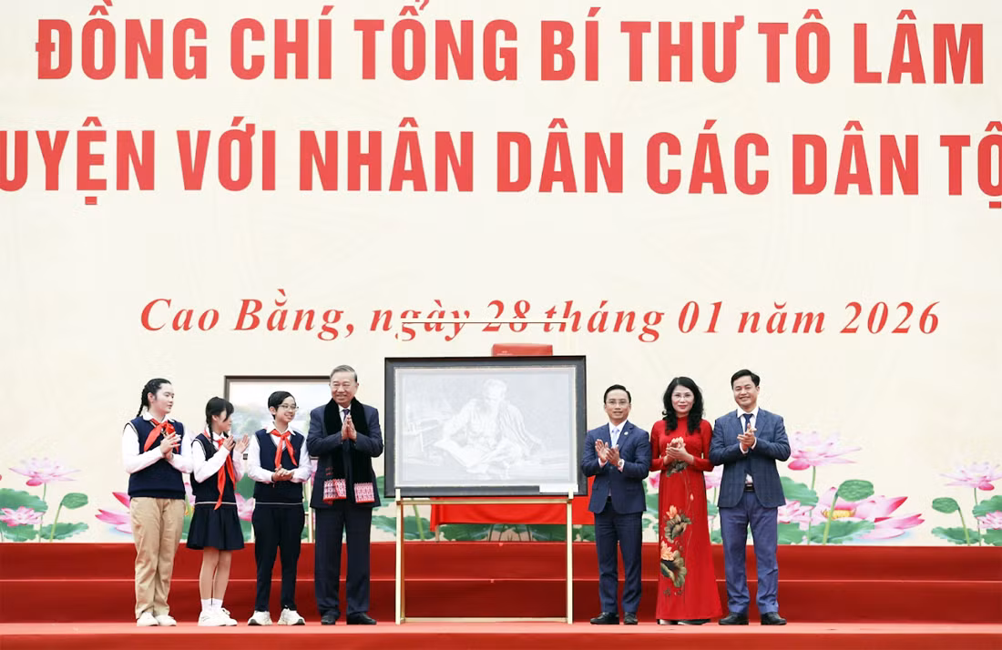 Quyết tâm đưa Cao Bằng vươn lên mạnh mẽ, đời sống ngày càng ấm no, hạnh phúc -0
