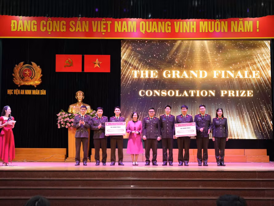 Học viện ANND lần đầu tiên tổ chức cuộc thi Olympic tiếng Anh dành cho cán bộ, giảng viên -0