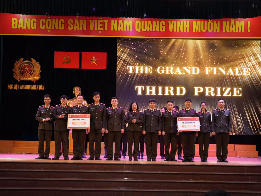 Học viện ANND lần đầu tiên tổ chức cuộc thi Olympic tiếng Anh dành cho cán bộ, giảng viên -0