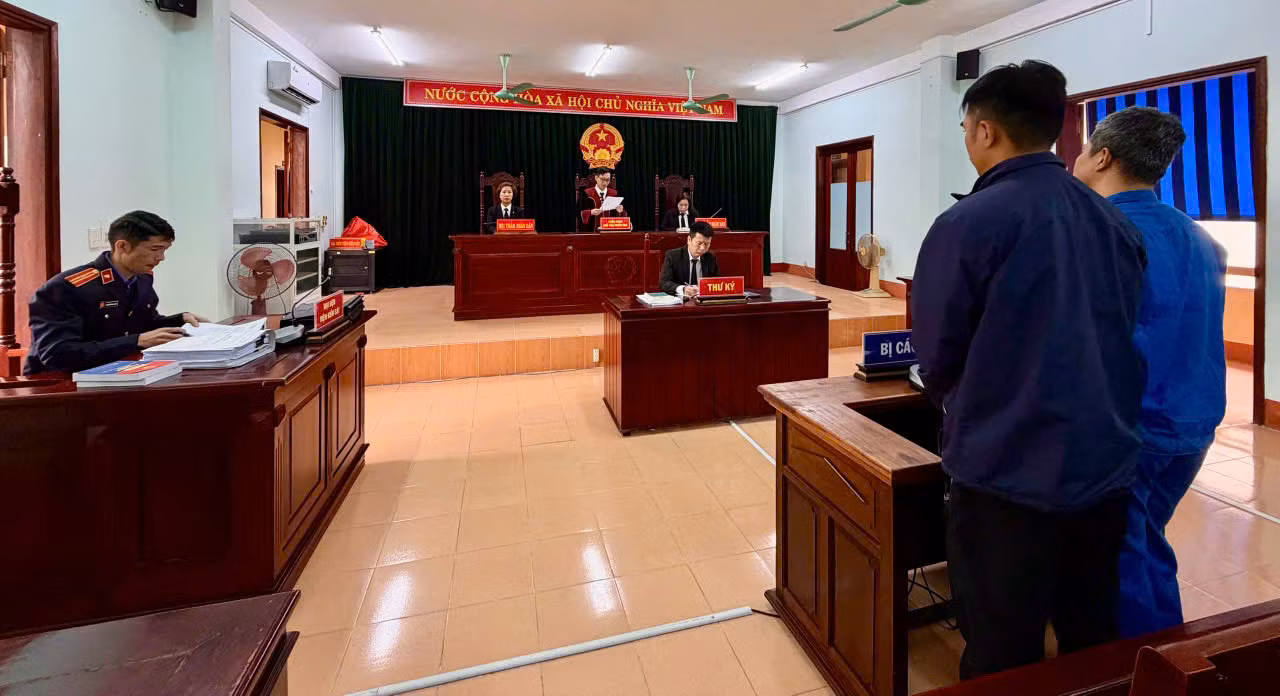 Môi giới mua bán thận, 2 bị cáo nhận 10 năm tù -0