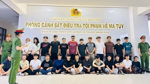 Triệt phá đường dây mua bán trái phép cần sa qua mạng