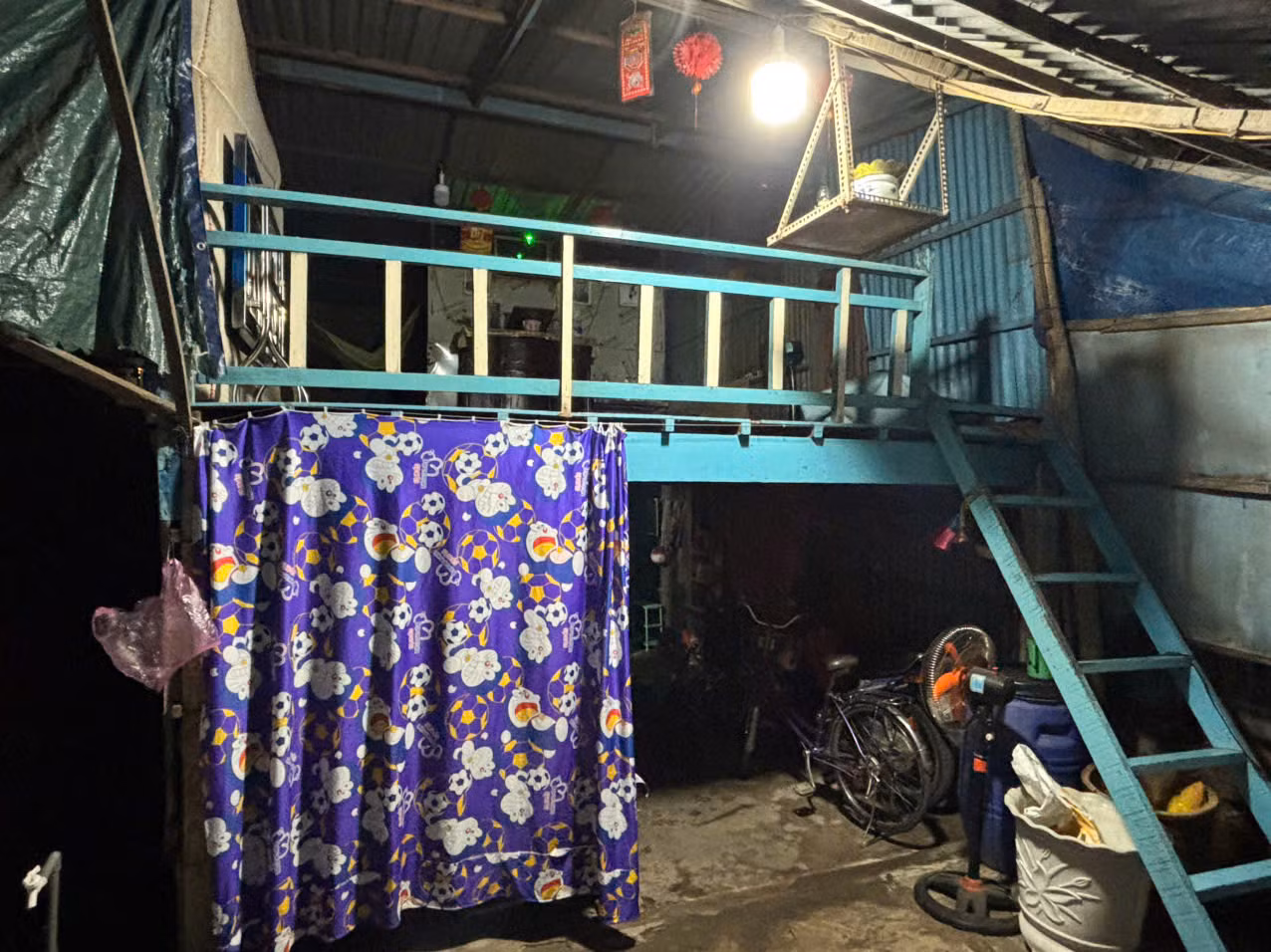 Mâu thuẫn gia đình, em trai bóp cổ làm anh ruột tử vong -0