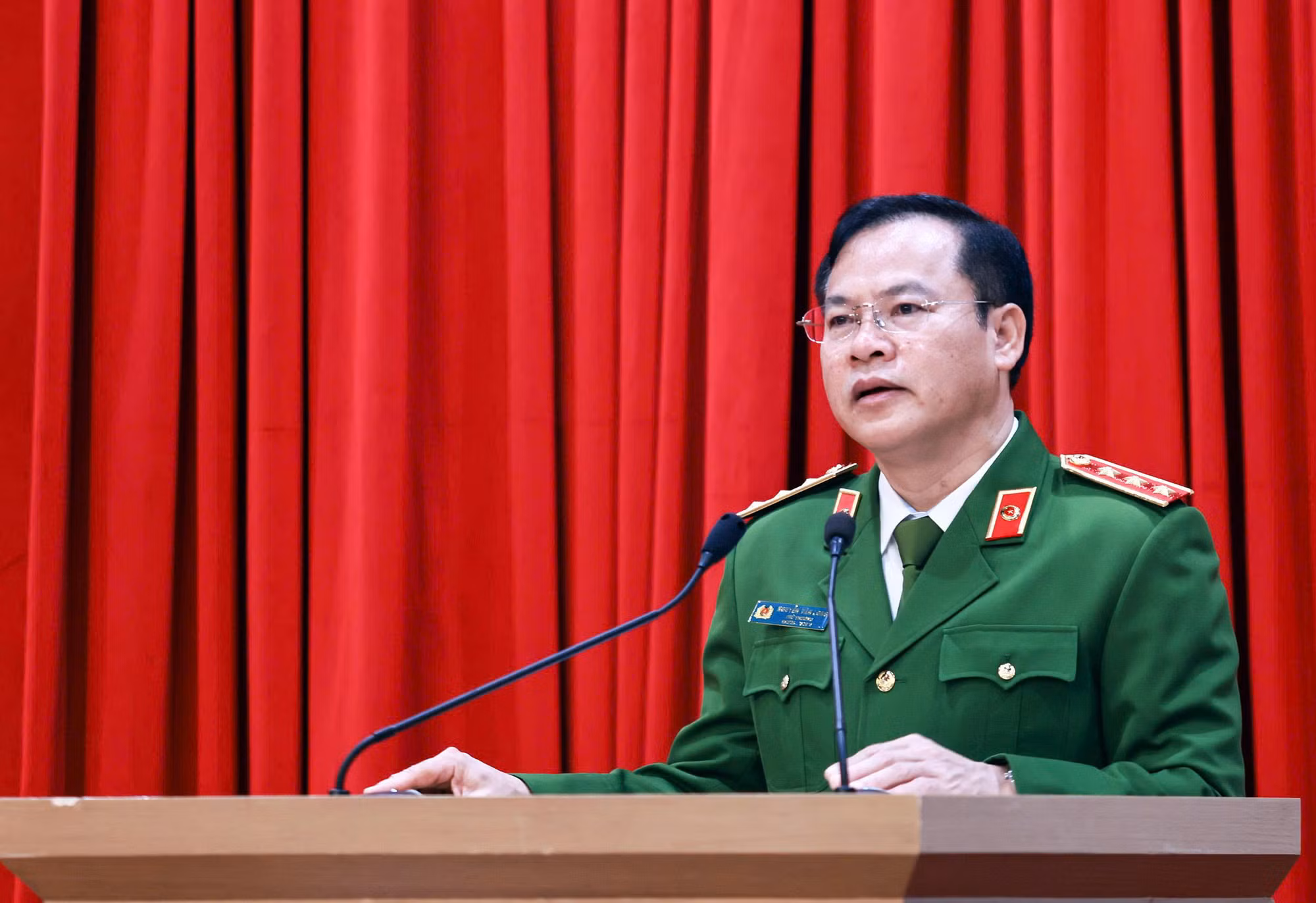 Quyết liệt đấu tranh xử lý tội phạm, vi phạm pháp luật về môi trường và an toàn thực phẩm -0
