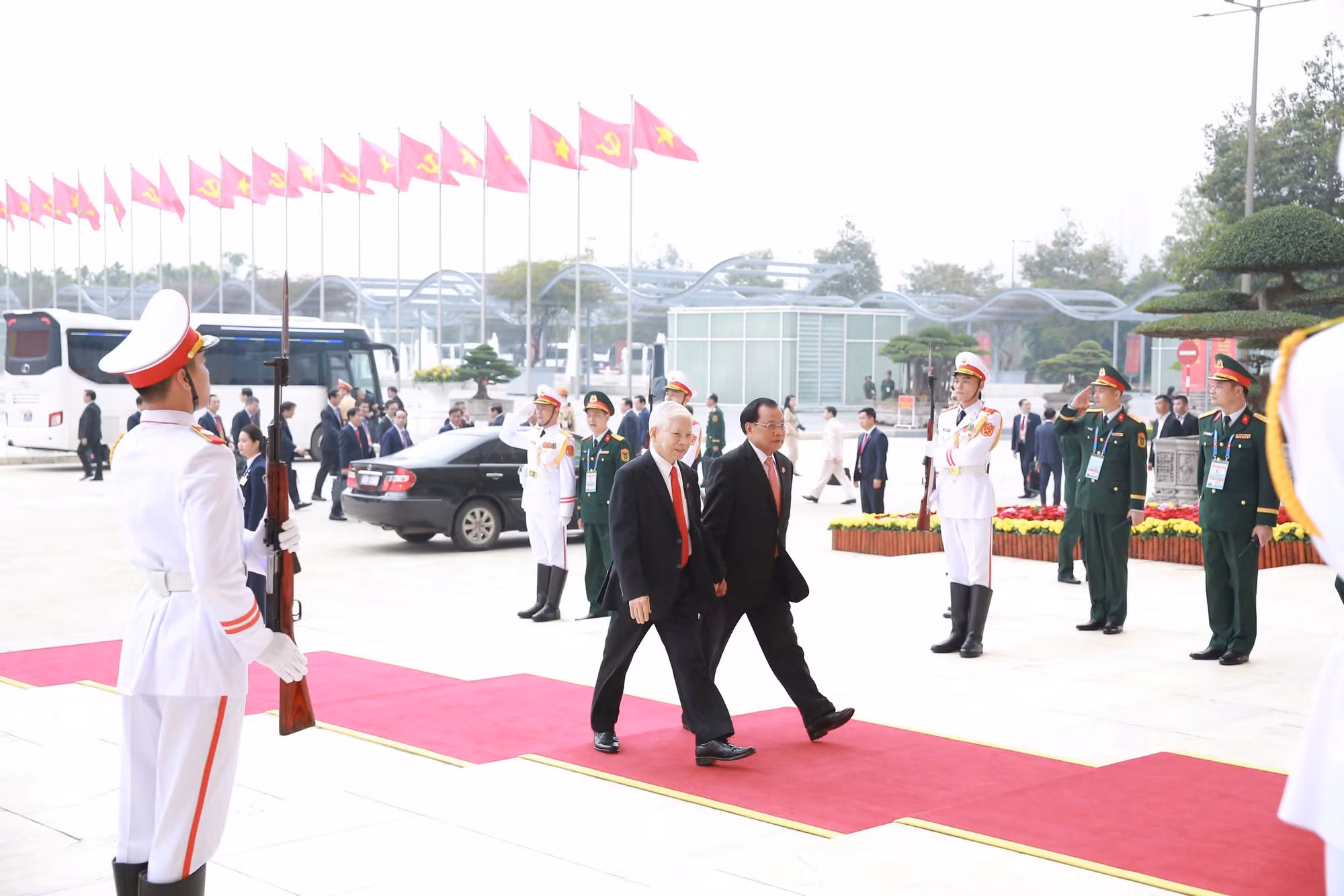 Hình ảnh đại biểu và khách mời dự Đại hội Đảng thứ XIV -0