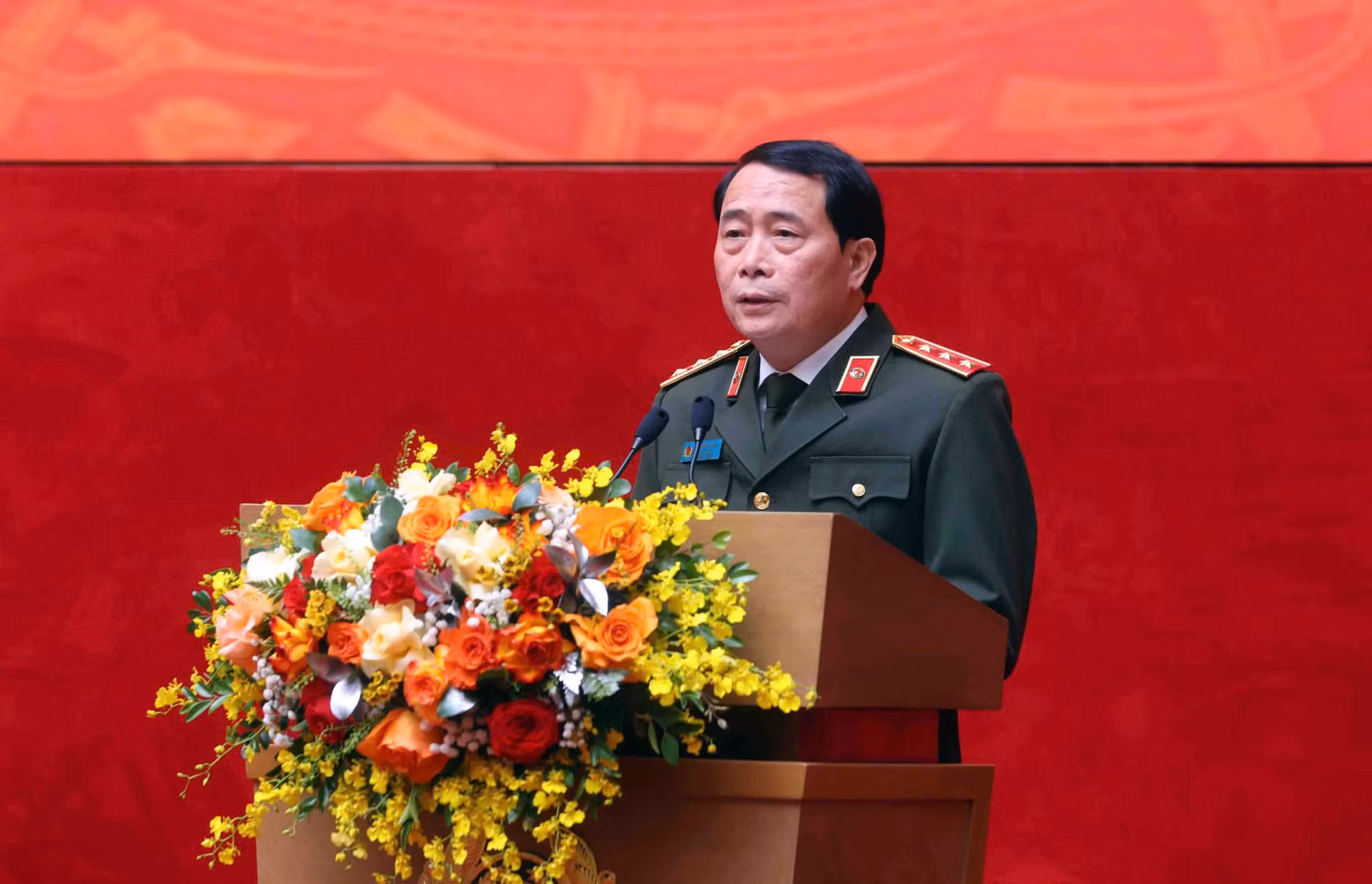 Triển khai thi hành kịp thời, nghiêm túc các luật, pháp lệnh liên quan đến an ninh, trật tự -0