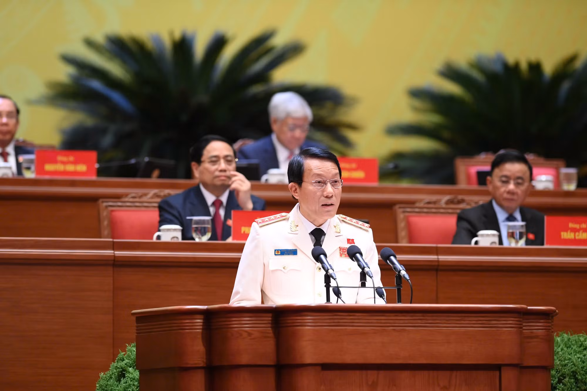 Công tác Công an thực hiện 3 mục tiêu chiến lược của Đảng: hòa bình, ổn định; phát triển bền vững, chất lượng cao; nâng cao mọi mặt đời sống Nhân dân -0